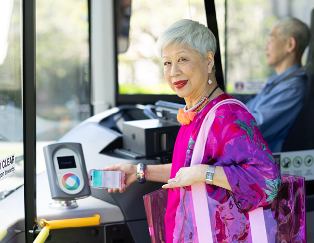 CAM010 Contactless Payments_TfNSW-Homepage-carousel-620x480px_Bus.png
