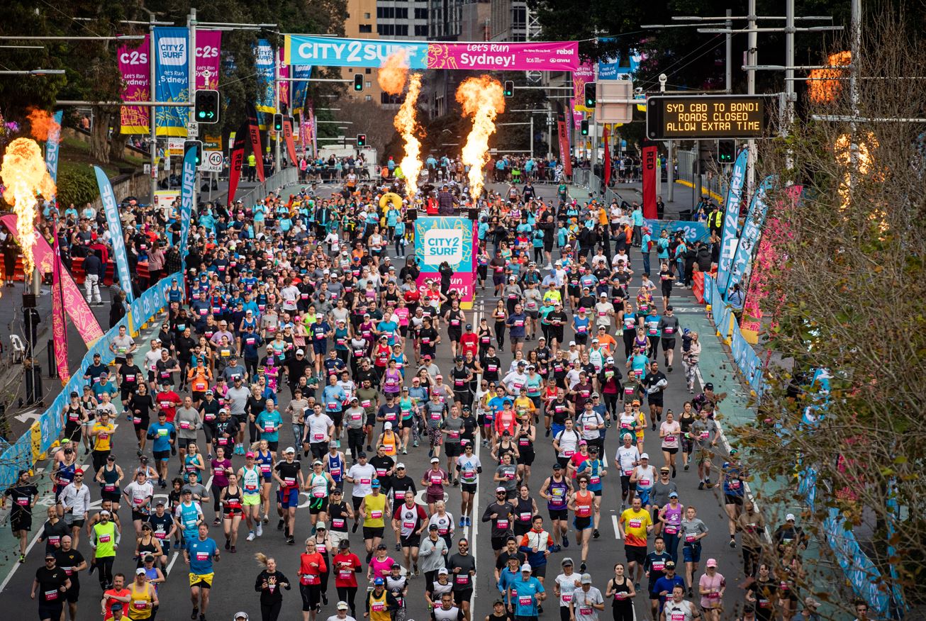 C2S start line crowd.JPG