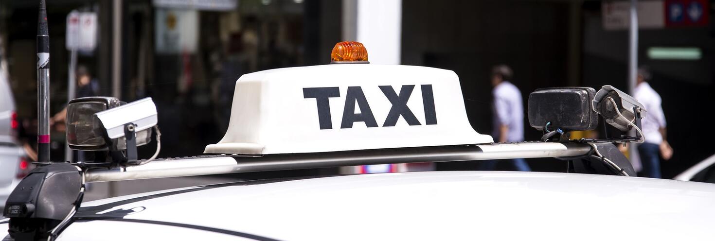 Safe travel in taxis and hire vehicles | transportnsw.info
