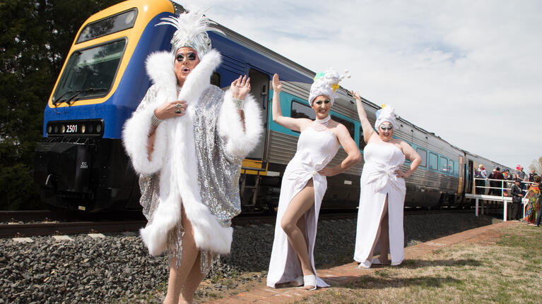 Queens next to NSW TrainLink XPL train to Broken Hill